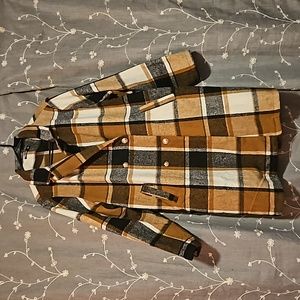 Shein coat 2X black, brown, tan, and cream. Gold buttons